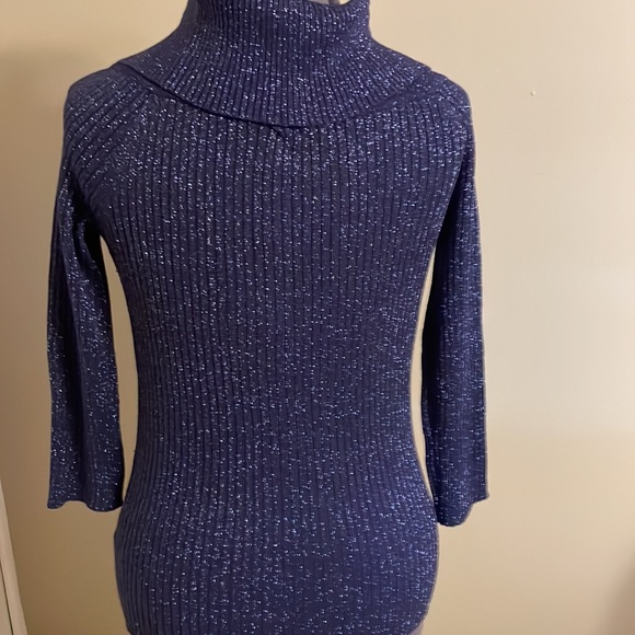 Cable & Gauge Sweater - Picture 3 of 3